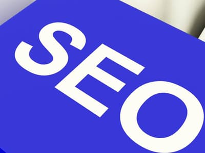 La stratégie de Google pour améliorer la vitesse de classement des moteurs de recherche